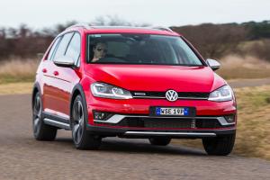 Volkswagen Golf Alltrack 2017 года